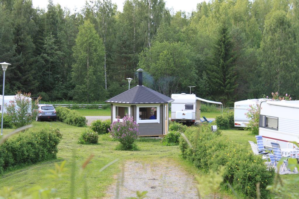 Haennilaensalmi Camping วีตาซารี ภายนอก รูปภาพ