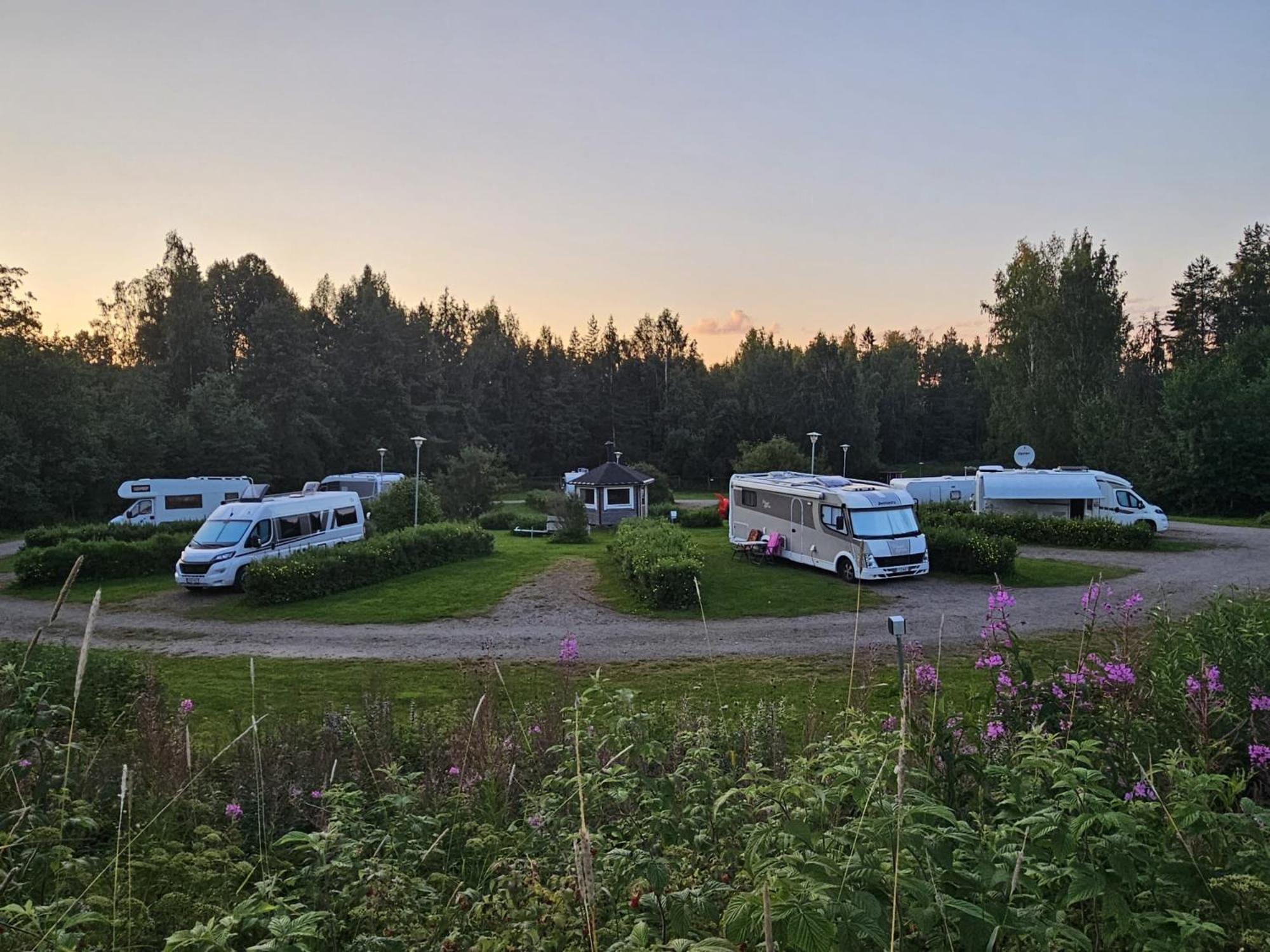 Haennilaensalmi Camping วีตาซารี ภายนอก รูปภาพ